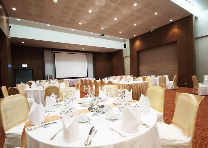 Centara Life Government Complex & Convention Centre Chaeng Watthana