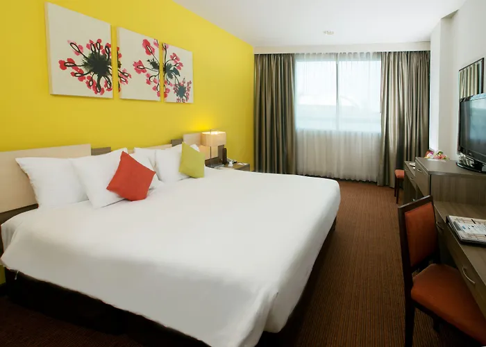 Centara Life Government Complex & Convention Centre Chaeng Watthana Hotel