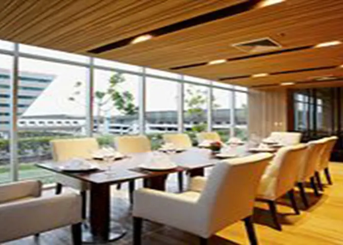Centara Life Government Complex & Convention Centre Chaeng Watthana 4*