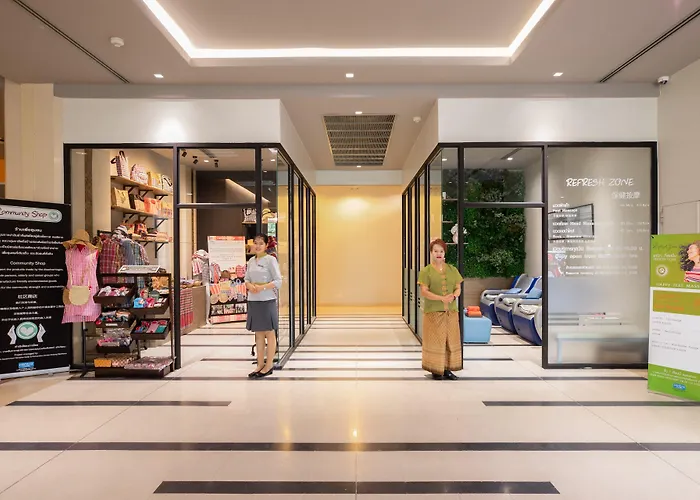 Hotel Centara Life Government Complex & Convention Centre Chaeng Watthana 4*