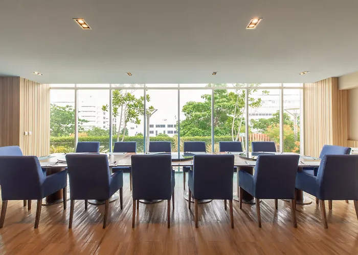 호텔 Centara Life Government Complex & Convention Centre Chaeng Watthana